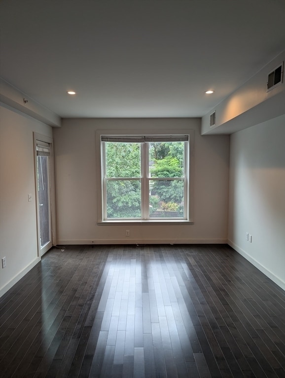Foto del edificio - 3383 Washington St