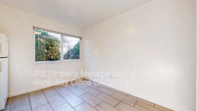 Foto del edificio - 144 Brush Creek Rd