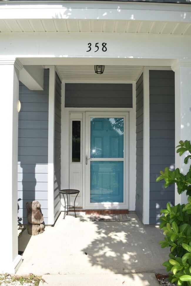 Foto del edificio - 4 Bedroom 2 Bath House for Rent in Hammock...