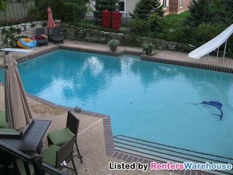 Foto del edificio - 10549 Lyndale Ave S