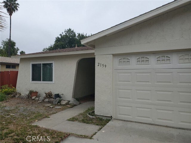 Foto principal - 2159 Ave Estrada