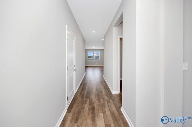 Building Photo - 103 Evergreen Ml Ln