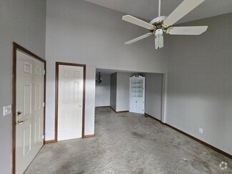 Building Photo - 4609 Chestnut Ridge Rd