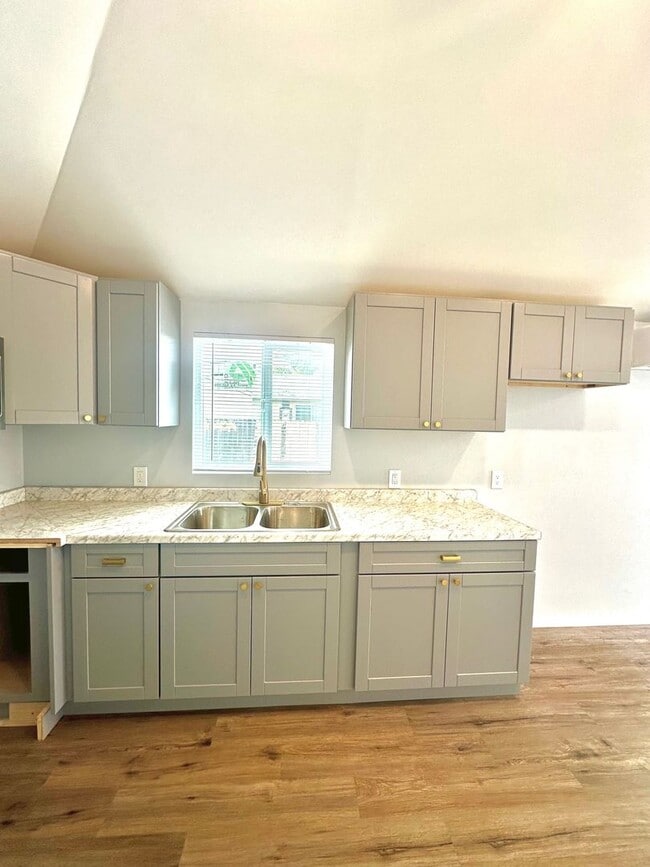 Foto del edificio - Terrace Ave Triplex- LT