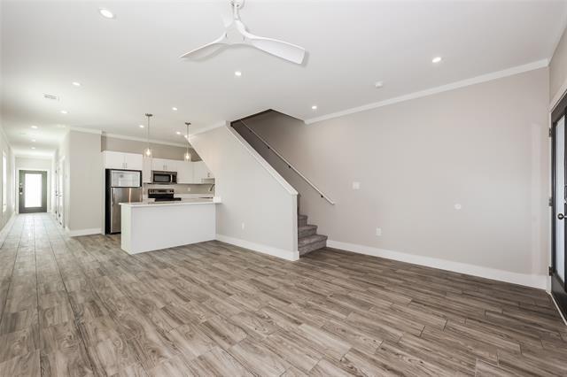 Foto del edificio - 1244 Lonsdale Ave