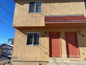 Building Photo - 1815 Montezuma Rd