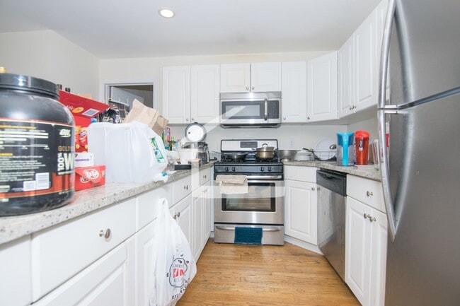 Photo - Check out this 3 bed in Coolidge Corner.... Apartment