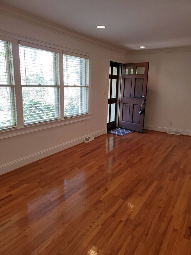 Foto del edificio - Spacious home in the Augusta Road Community - Lawn care included!