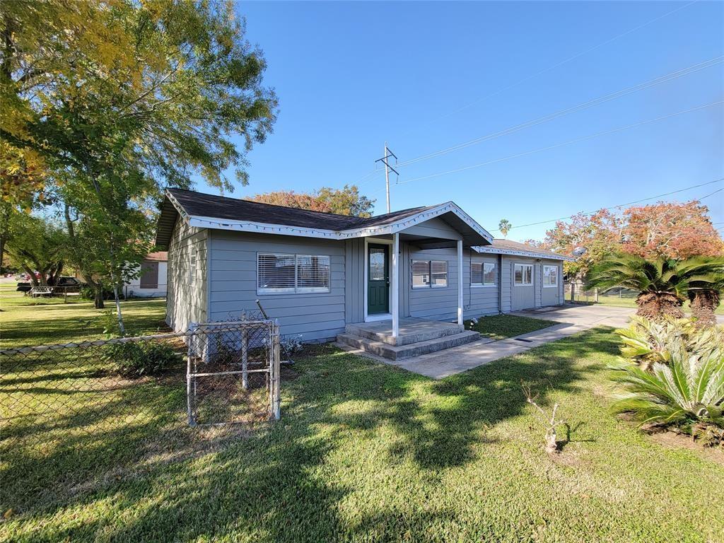 1302 N Avenue R, Freeport, TX 77541 House Rental in Freeport, TX