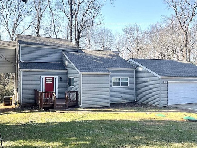 Building Photo - 6062 Silver Spur Dr