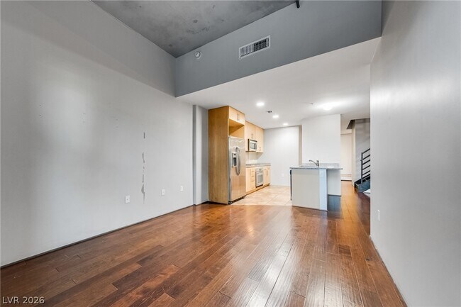 Foto del edificio - 353 E Bonneville Ave