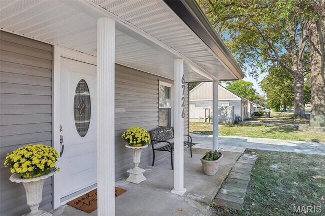 Foto del edificio - 6726 Vernon Ave