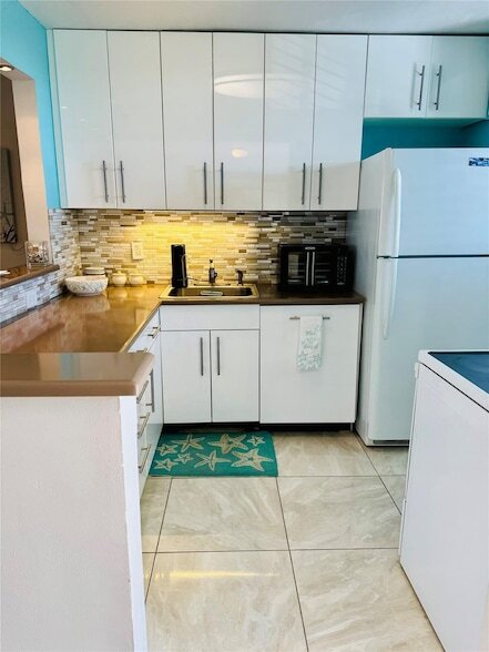 Photo - 5300 NE 24th Terrace Apartment