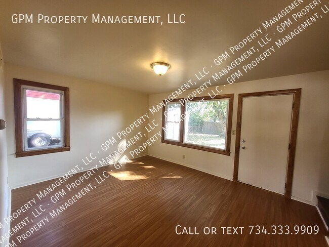 Foto del edificio - 33072 Alanson St