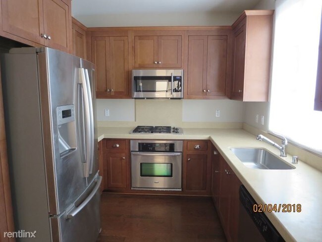 Building Photo - 3 br, 3 bath House - 488 trident maple ter