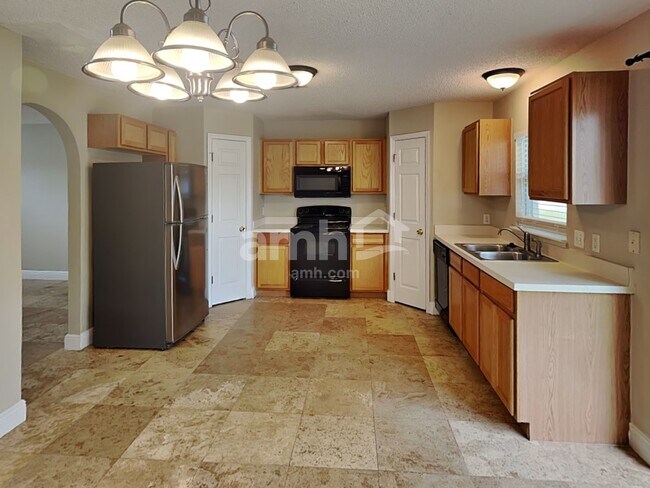 Building Photo - 2126 Blackstone Landing Dr