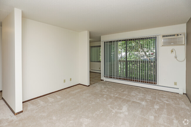 1BR, 1BA - 720SF - Shadow Green Apartments