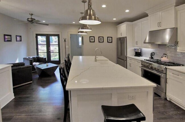 Building Photo - 1407 Lanier Pl NE