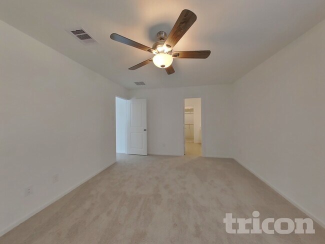 Foto del edificio - 1726 Serenity Moon Dr