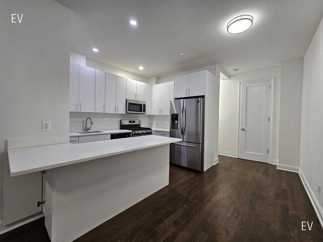 Foto del edificio - 200 W 58th St