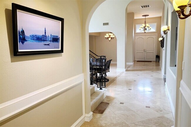 Foto del edificio - 10421 Brightwood Dr