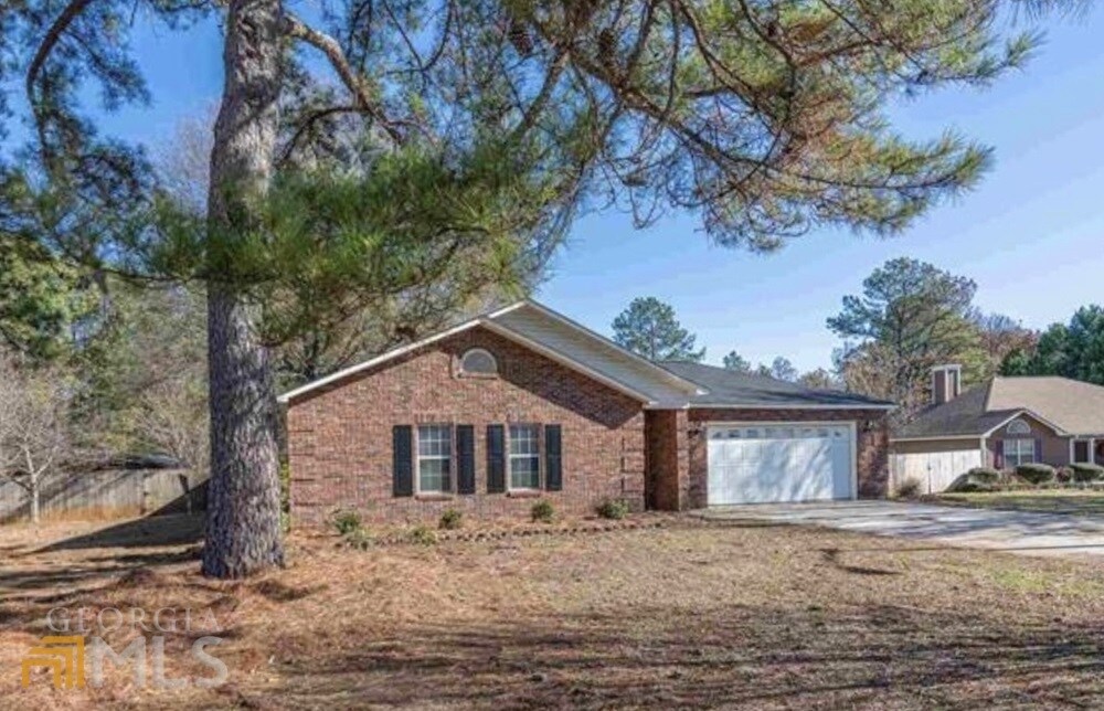 126 Northeast Dr, Warner Robins, GA 31093 Apartment for Rent in