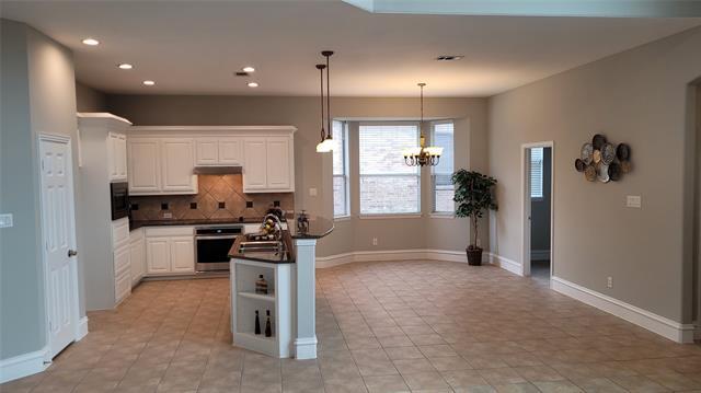 Building Photo - 4221 Crestfield Dr