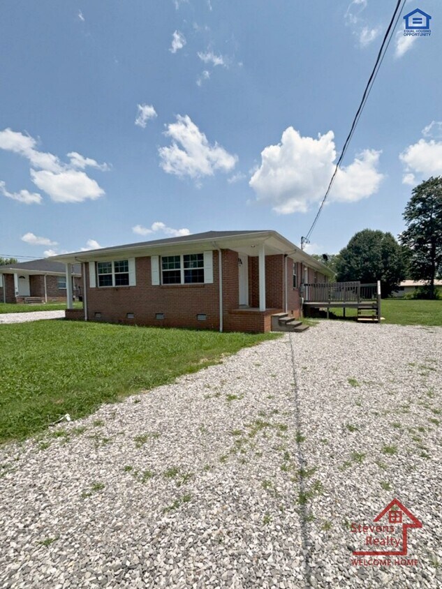 Foto principal - 207 Bermuda Dr