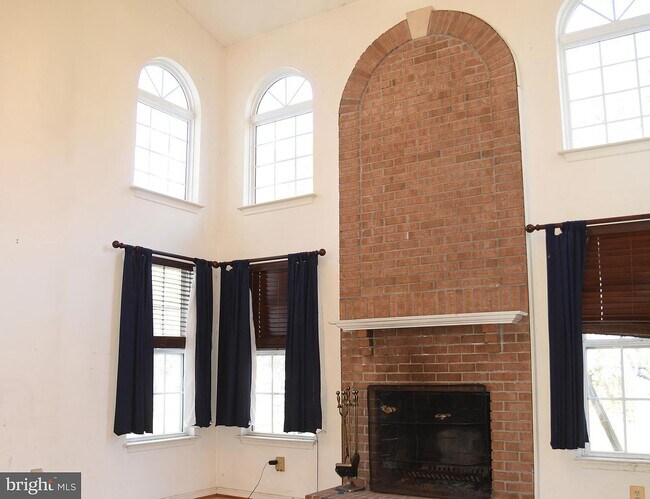 Foto del edificio - 6404 Spring Forest Rd