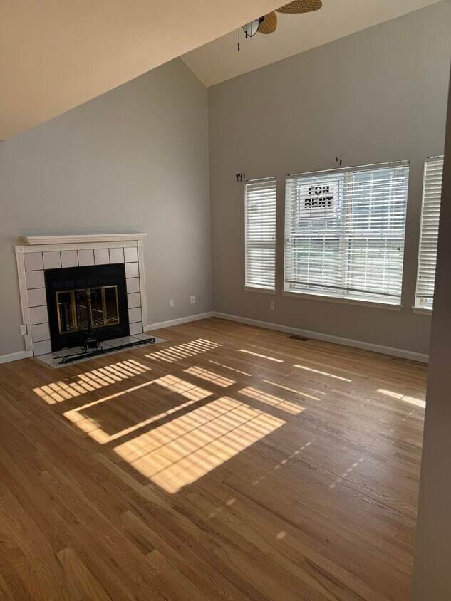 Foto principal - 6741 S Ivy Way