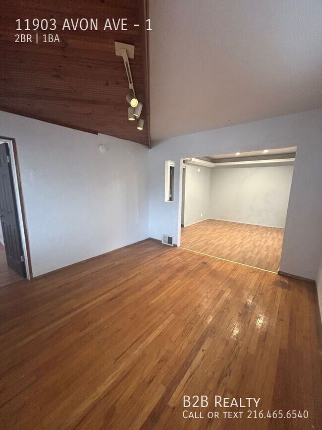 Foto del edificio - 11903 Avon Ave