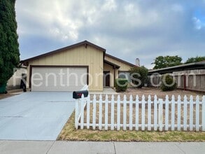 Building Photo - 11303 Kelowna Rd