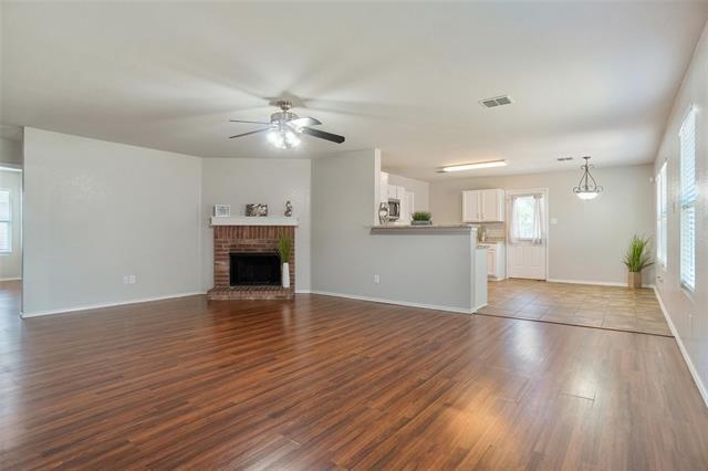 Building Photo - 813 Crystal Dr