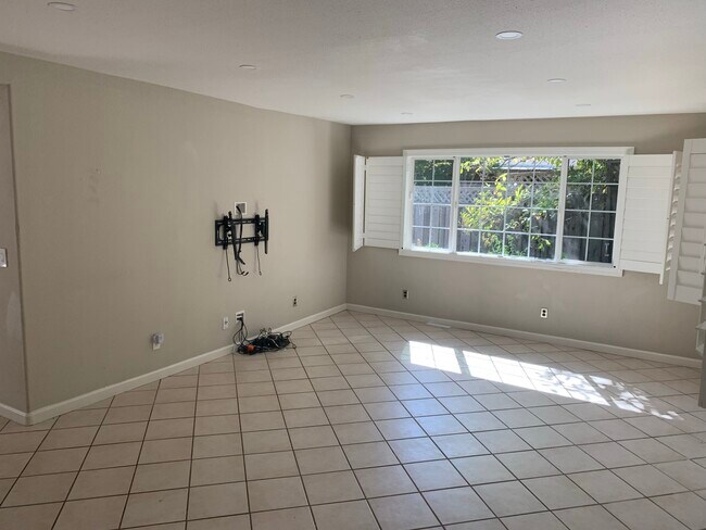 Living Room - 17929 Ida Dr