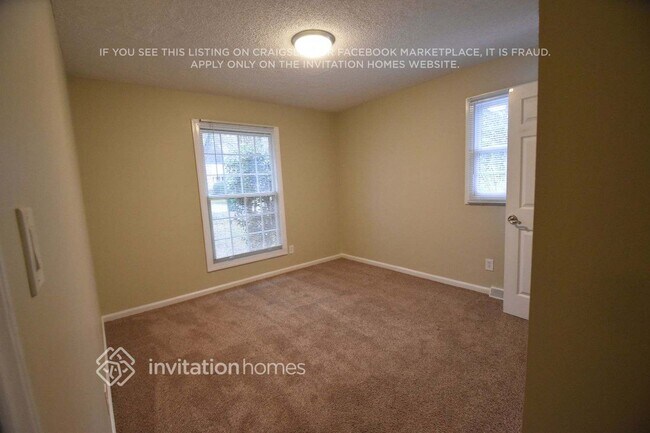 Foto del edificio - 4629 Dawnwood Dr