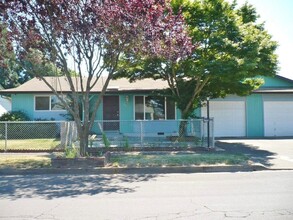 Building Photo - 5217 F St