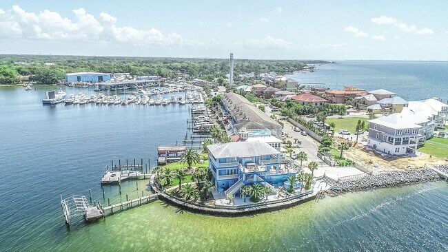 Foto del edificio - 210 Snug Harbour Dr