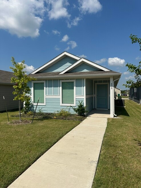 Building Photo - 450 Reverie Way