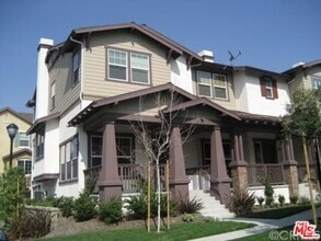 Building Photo - 2116 Owens Dr