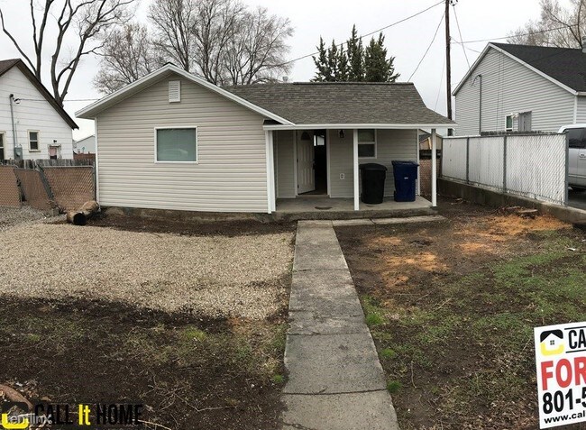 Building Photo - 8102 W 2700 S