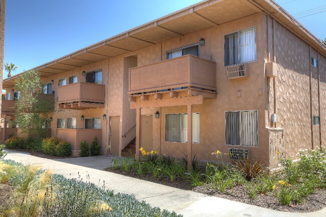 Foto del edificio - 16251 Woodruff Ave
