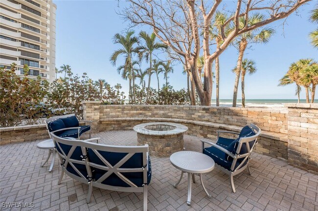 Foto del edificio - 4021 Gulf Shore Blvd N