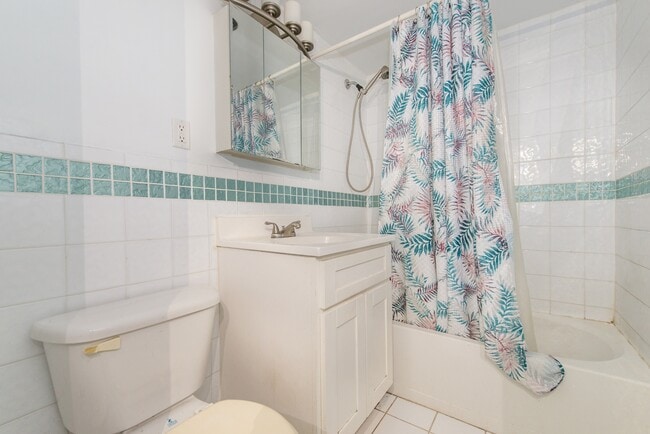 Photo - 60 Parkway Dr Townhome