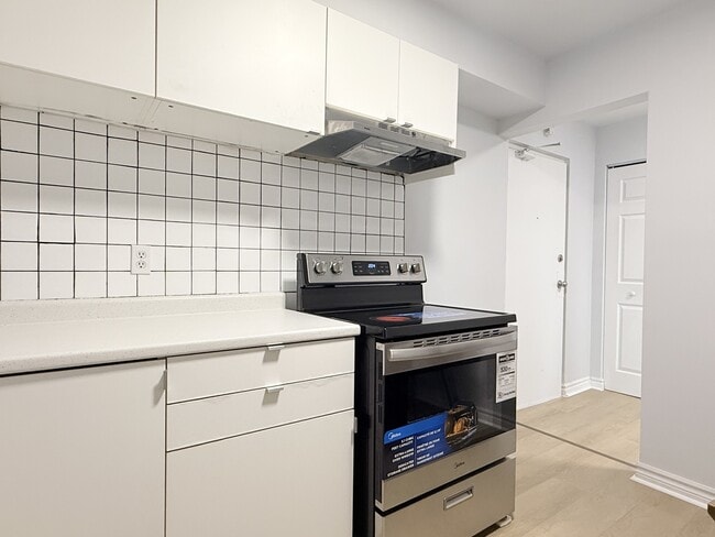 Photo du bâtiment - 1989 Wyandotte St W