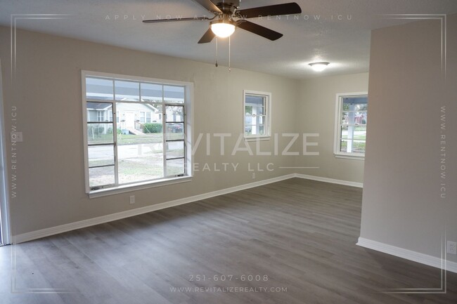 Foto del edificio - Newly Updated 3 Bed/1 Bath Home in Midtown!