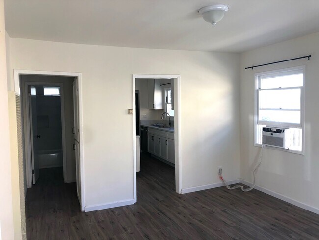 Building Photo - 2106 Vallejo St