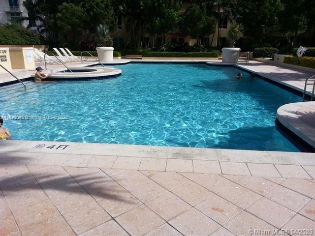 Foto del edificio - 7355 SW 89th St
