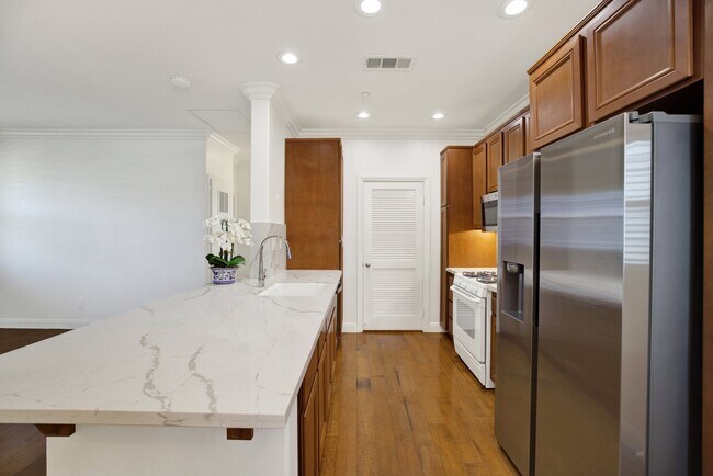 Foto del edificio - 16915 Hutchins Landing