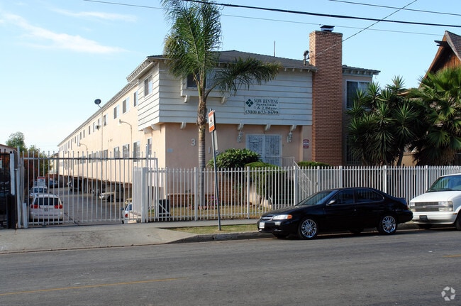 Building Photo - 3612 W. 102nd St.