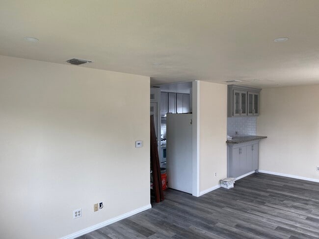 Building Photo - 1766 Magnolia Ave